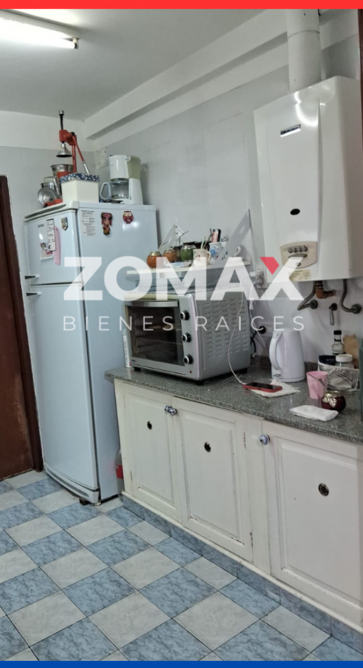 CASA EN VENTA B° SAN CARLOS. APTA CRED HIPOTECARIO.
