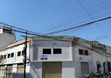LOCALES Y OFICINA EN VENTA SOBRE CALLE ALVARADO ESQUINA LERMA