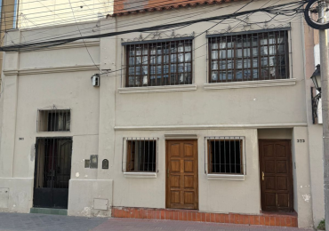 2 LOCALES COMERCIAL Y 5 OFICINAS EN VENTA - SOBRE CALLE ALVARADO 373