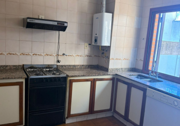 DPTO EN VENTA SOBRE CALLE 25 DE MAYO 630 - ZONA CENTRO